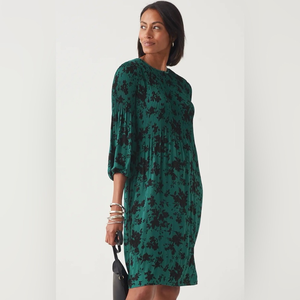 J. Jill Emerald Green and Black Floral Pleated Midi Dress
